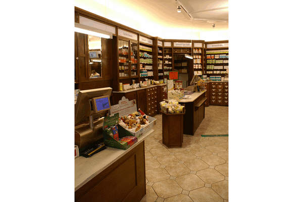 Bild 1 von Osswaldsche Apotheke
